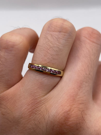 9ct gold pink sapphire ring