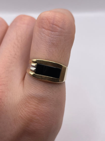 9ct gold onyx ring