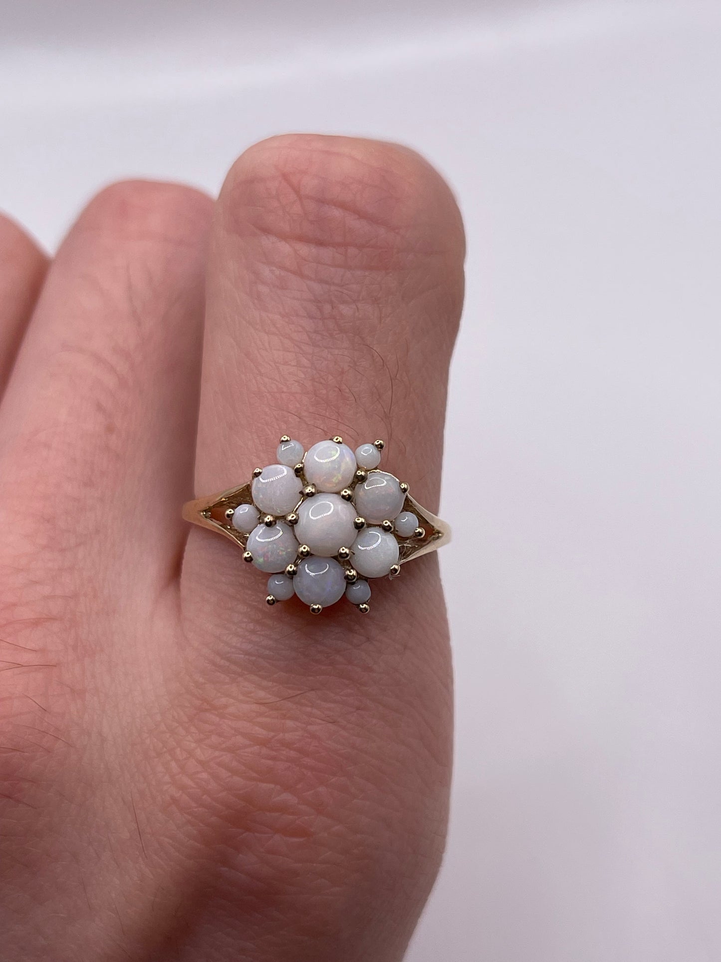 9ct gold opal cluster ring