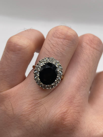 18ct gold sapphire and diamond ring