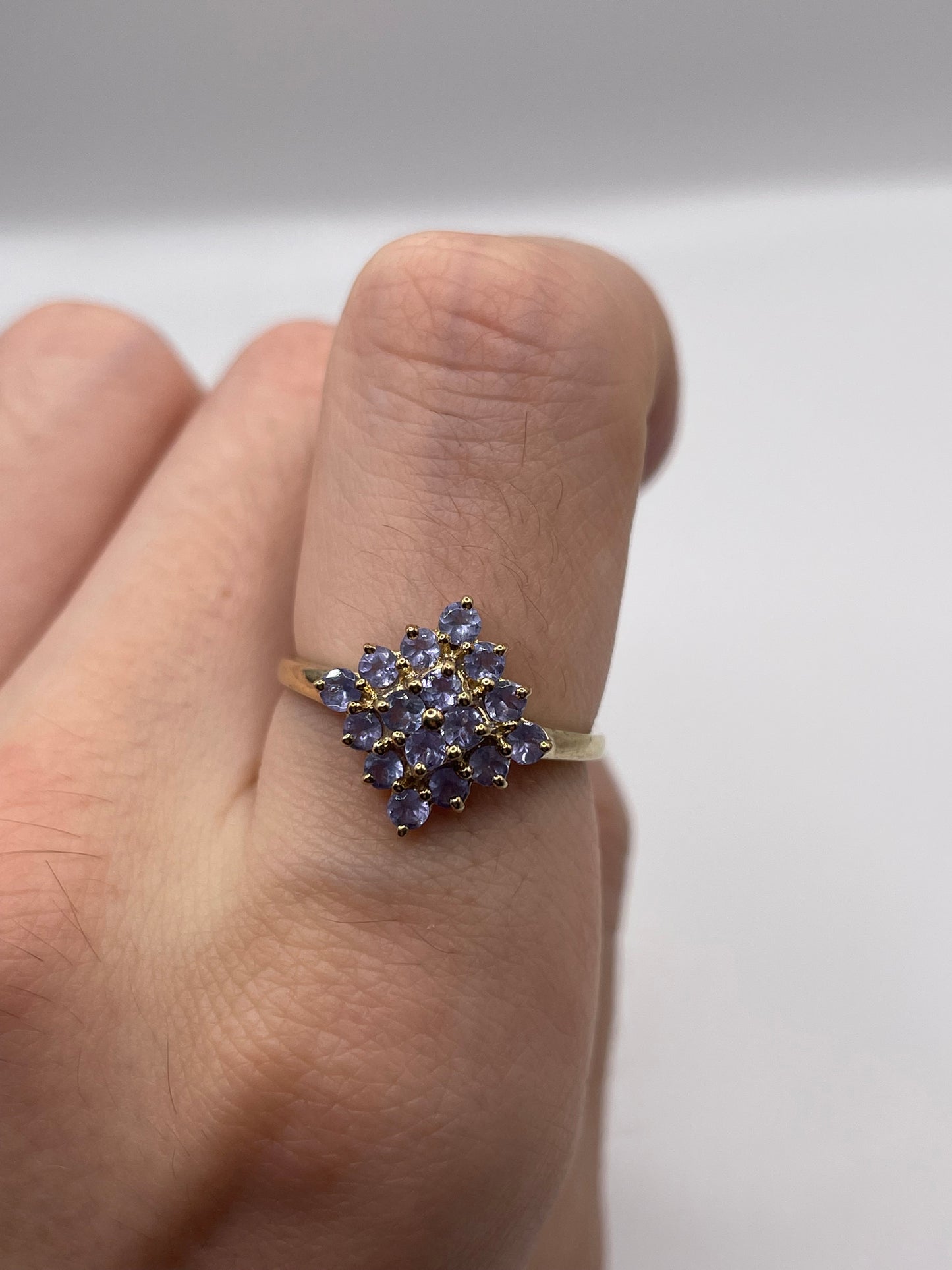 9ct gold tanzanite cluster ring