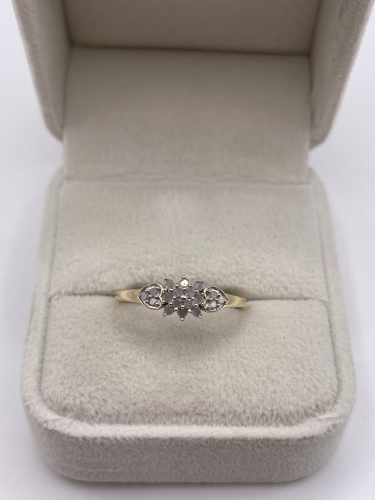 9ct gold diamond cluster ring