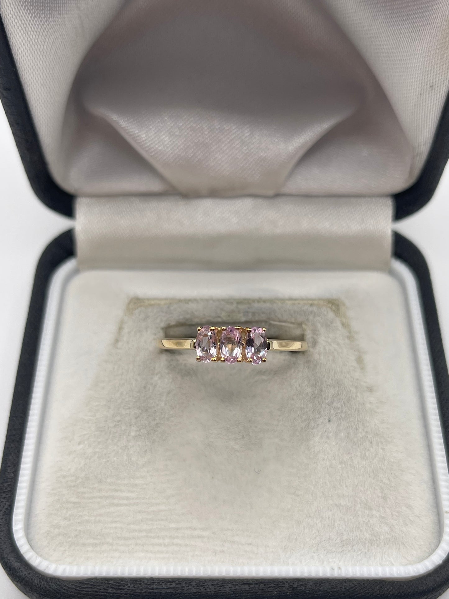 9ct gold kunzite ring