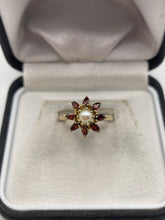 Load image into Gallery viewer, 9ct gold garnet and pearl ring

