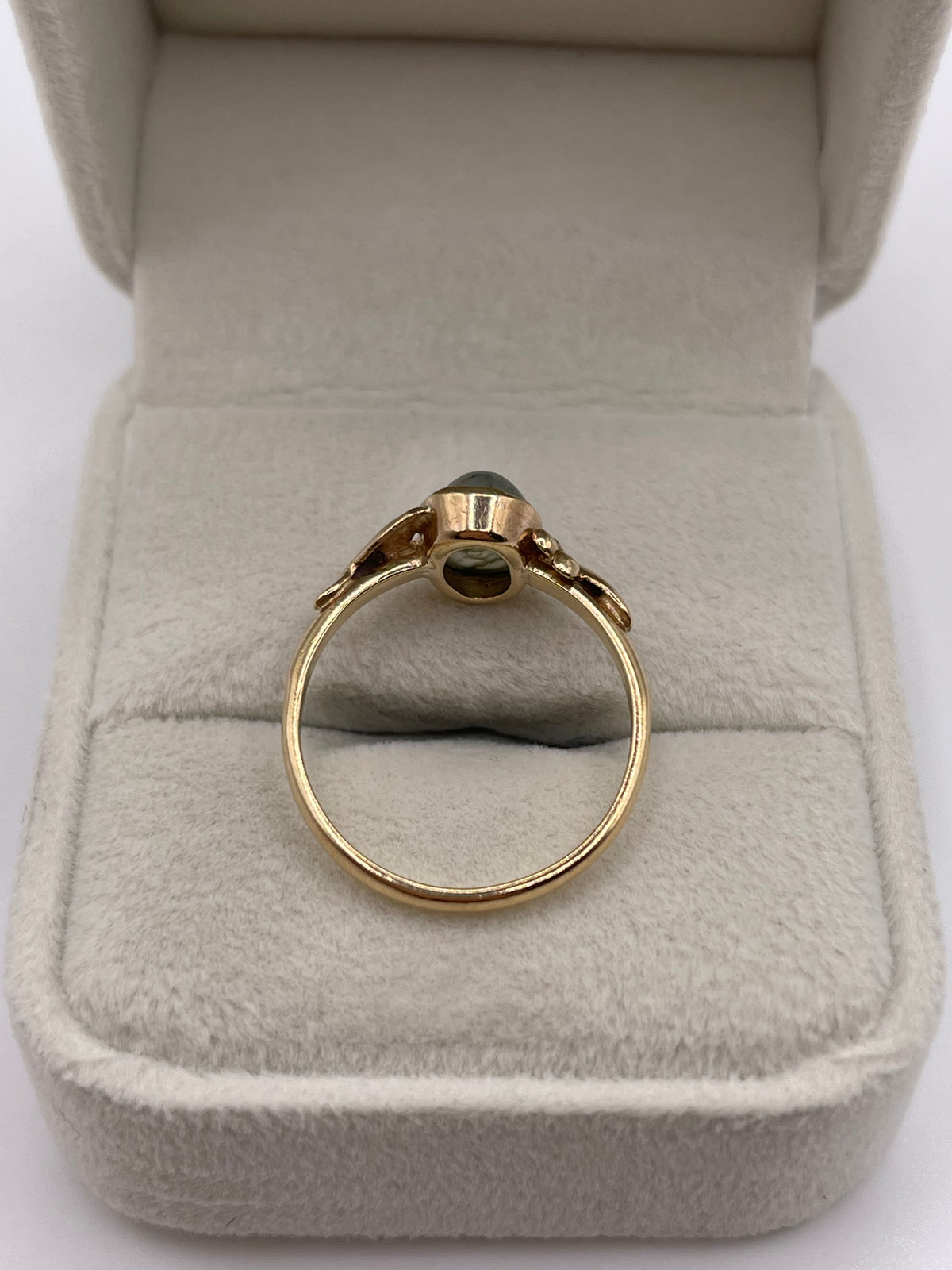 9ct gold moss agate ring