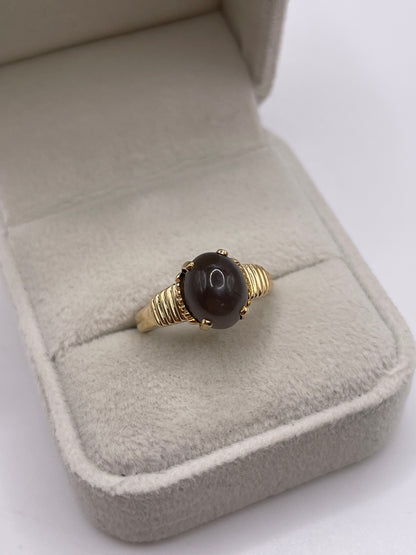 9ct gold grey moonstone ring