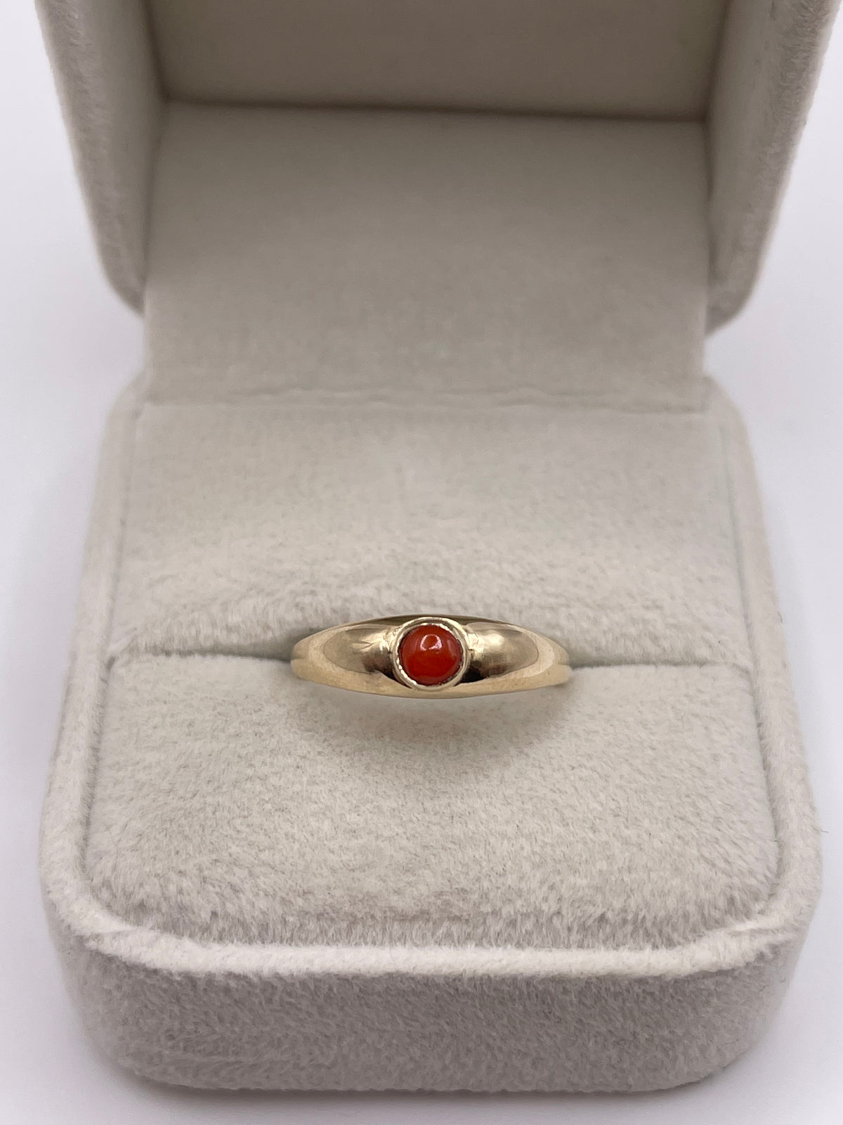 9ct gold coral gypsy ring