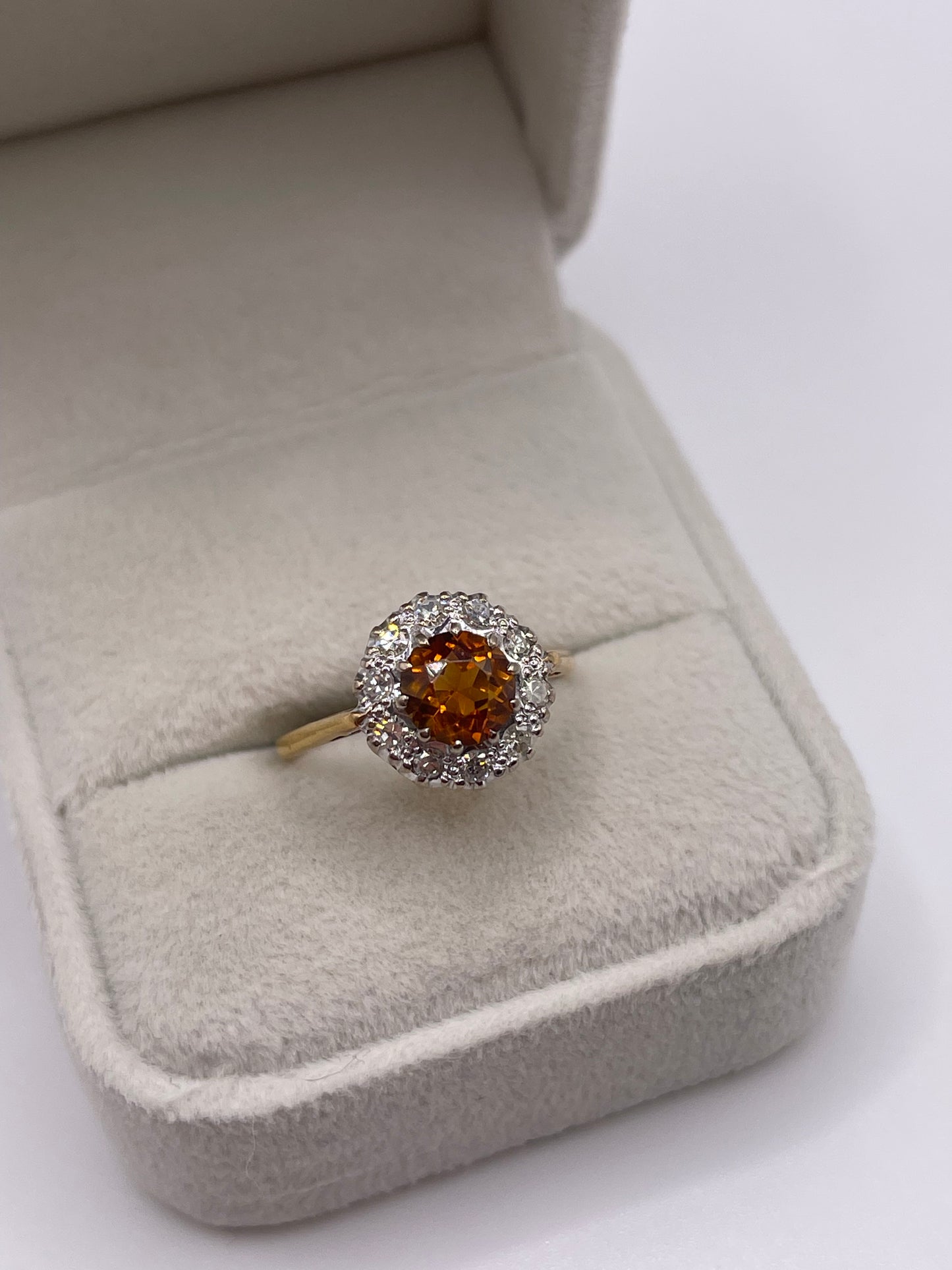 18ct gold citrine and diamond ring
