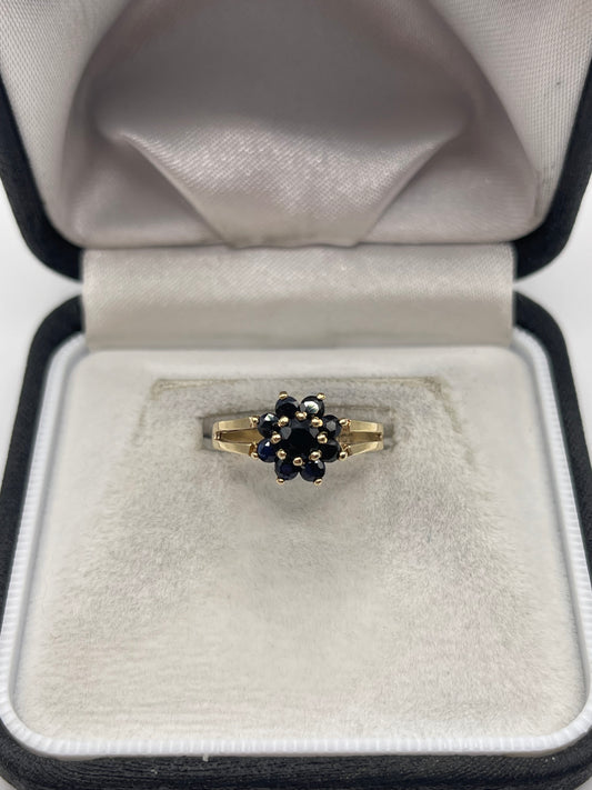 9ct gold sapphire cluster ring