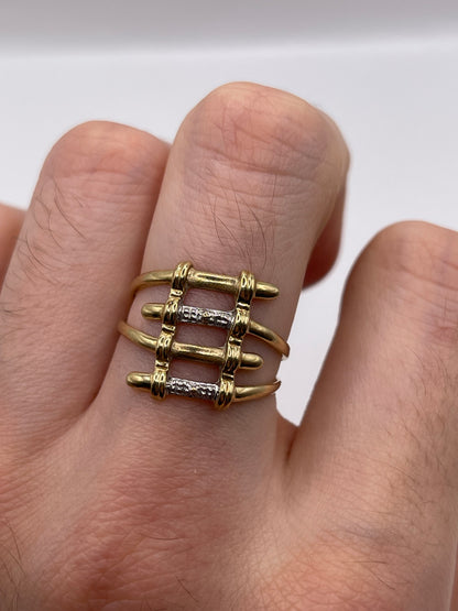 9ct gold ring
