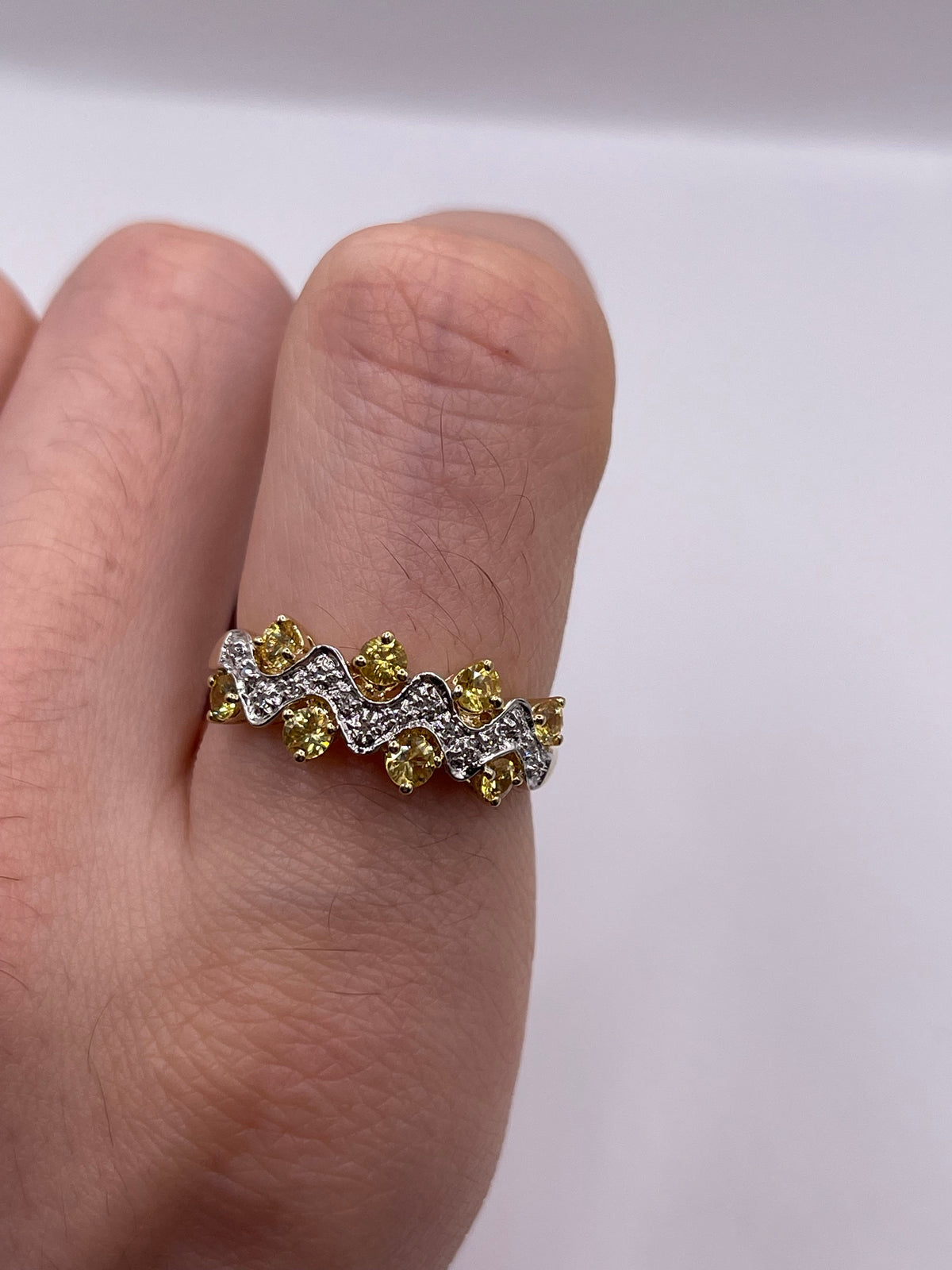 9ct gold lemon quartz and diamond ring