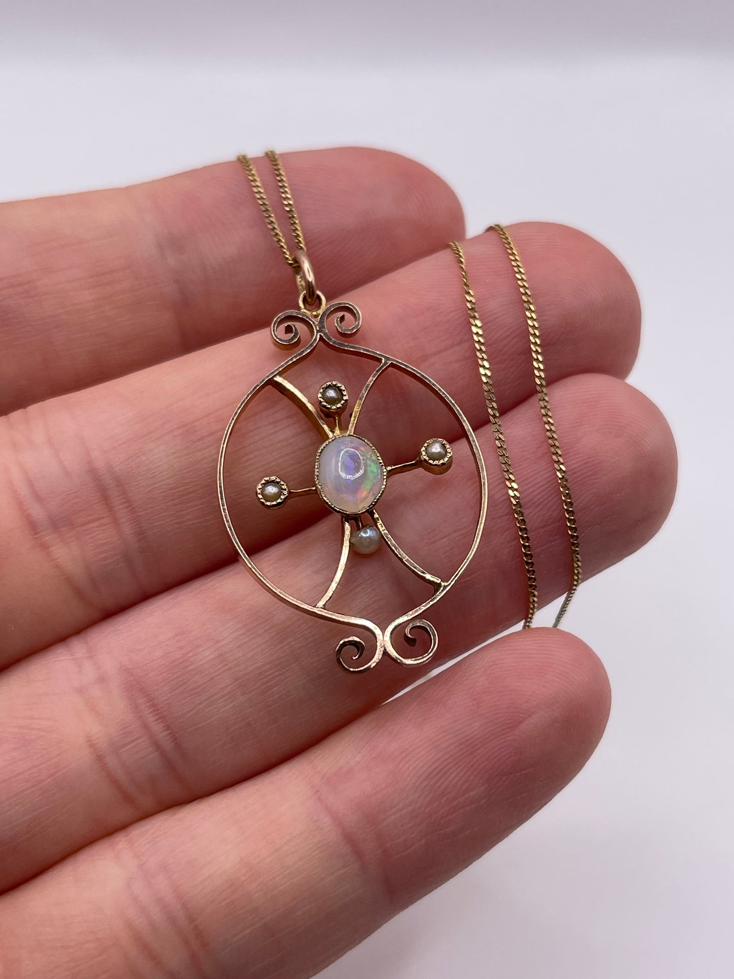 9ct gold opal and pearl necklace