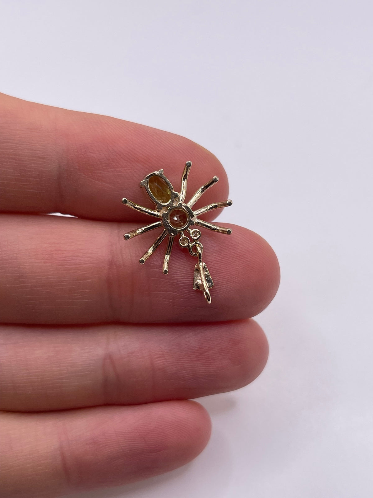 9ct gold peridot and diamond spider pendant