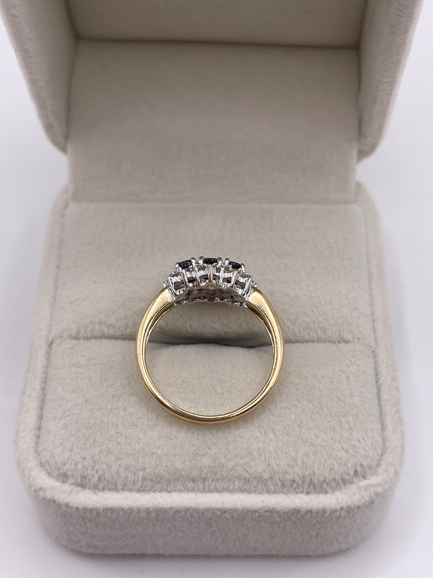 9ct gold sapphire and diamond ring