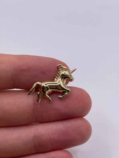 9ct gold unicorn charm