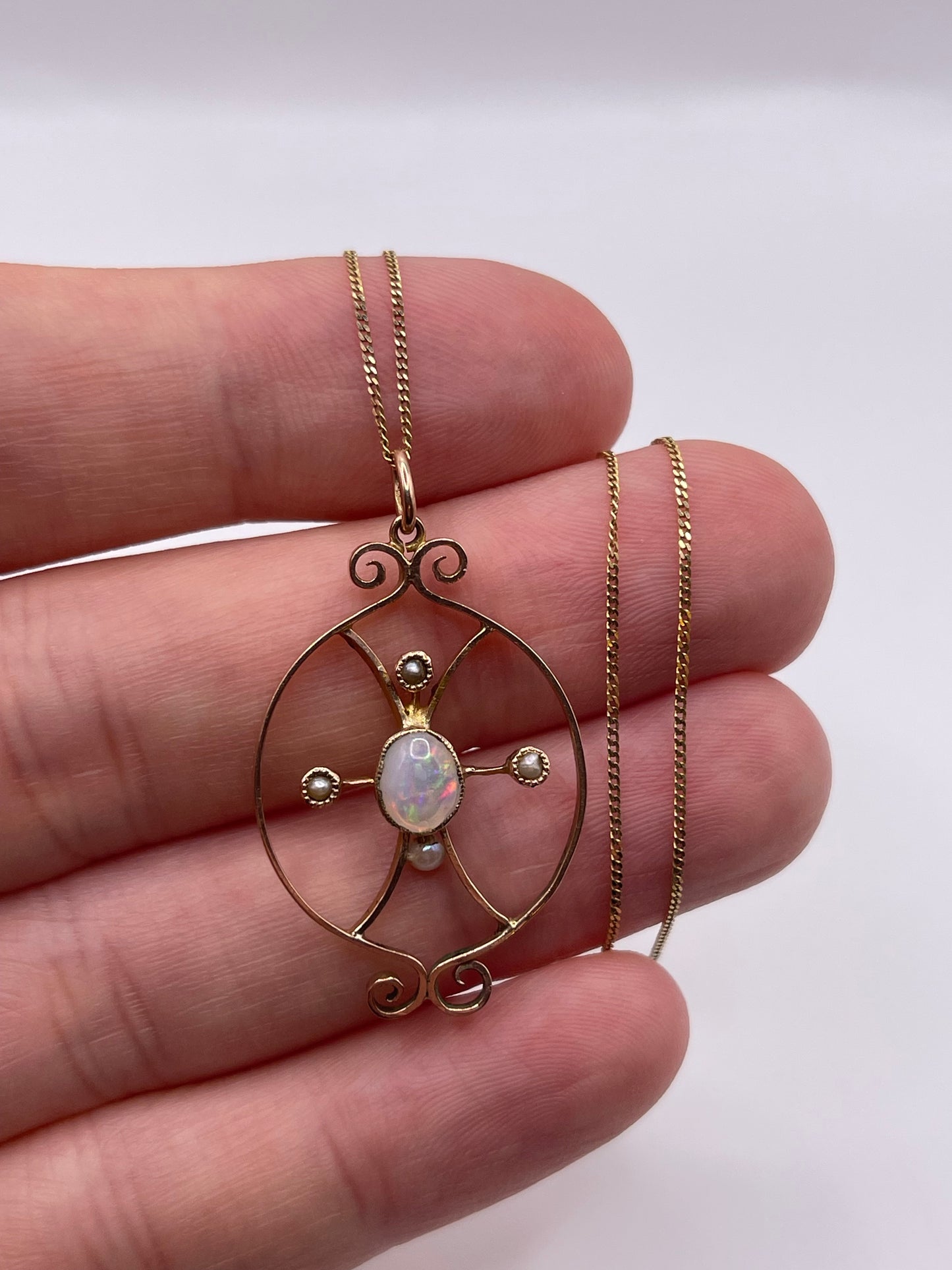 9ct gold opal and pearl necklace