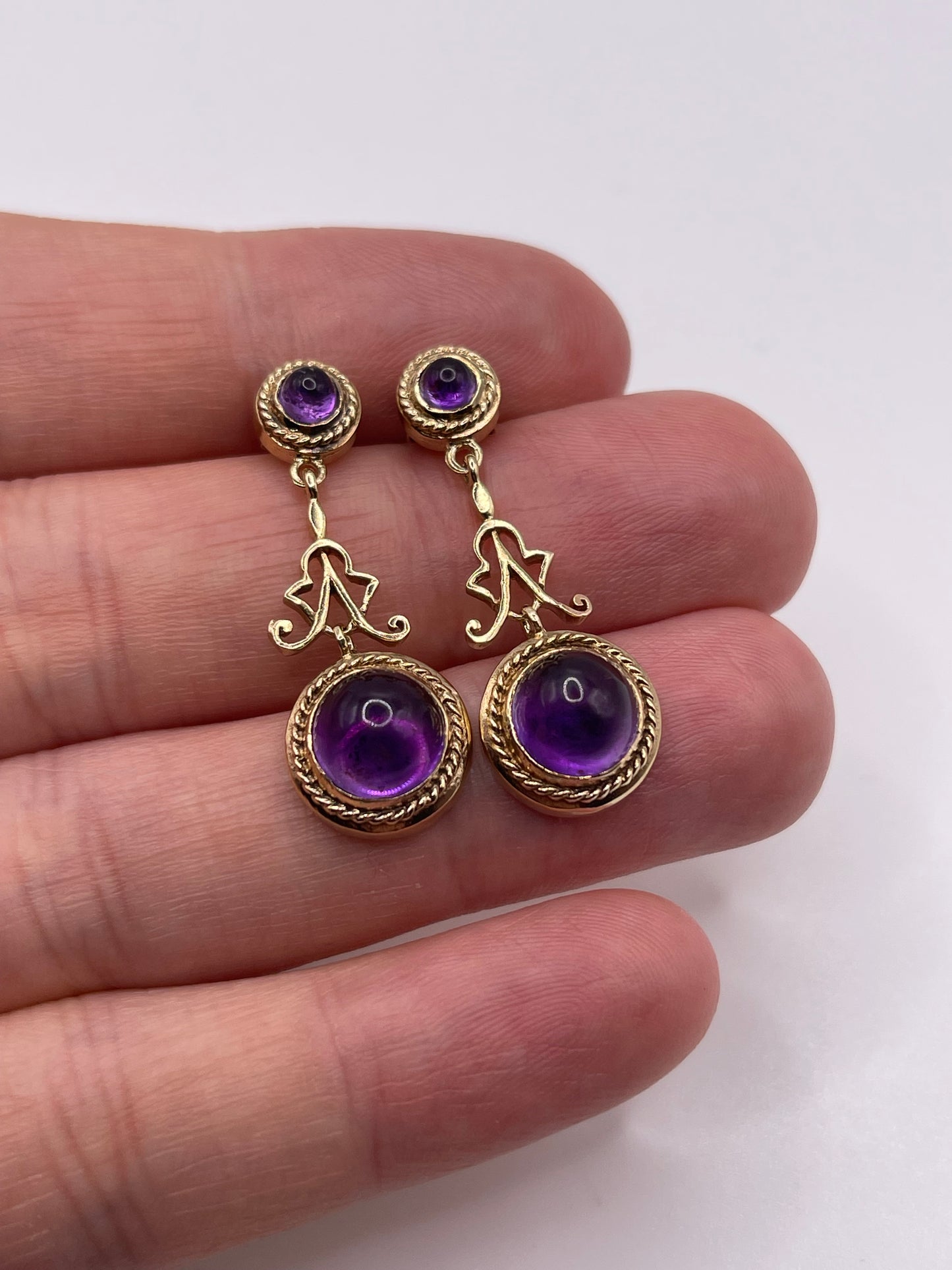 9ct gold cabochon amethyst earrings