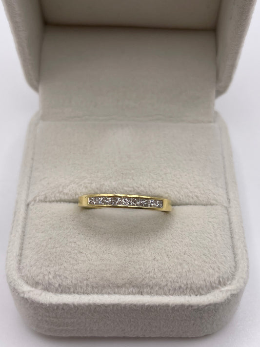 18ct gold diamond ring