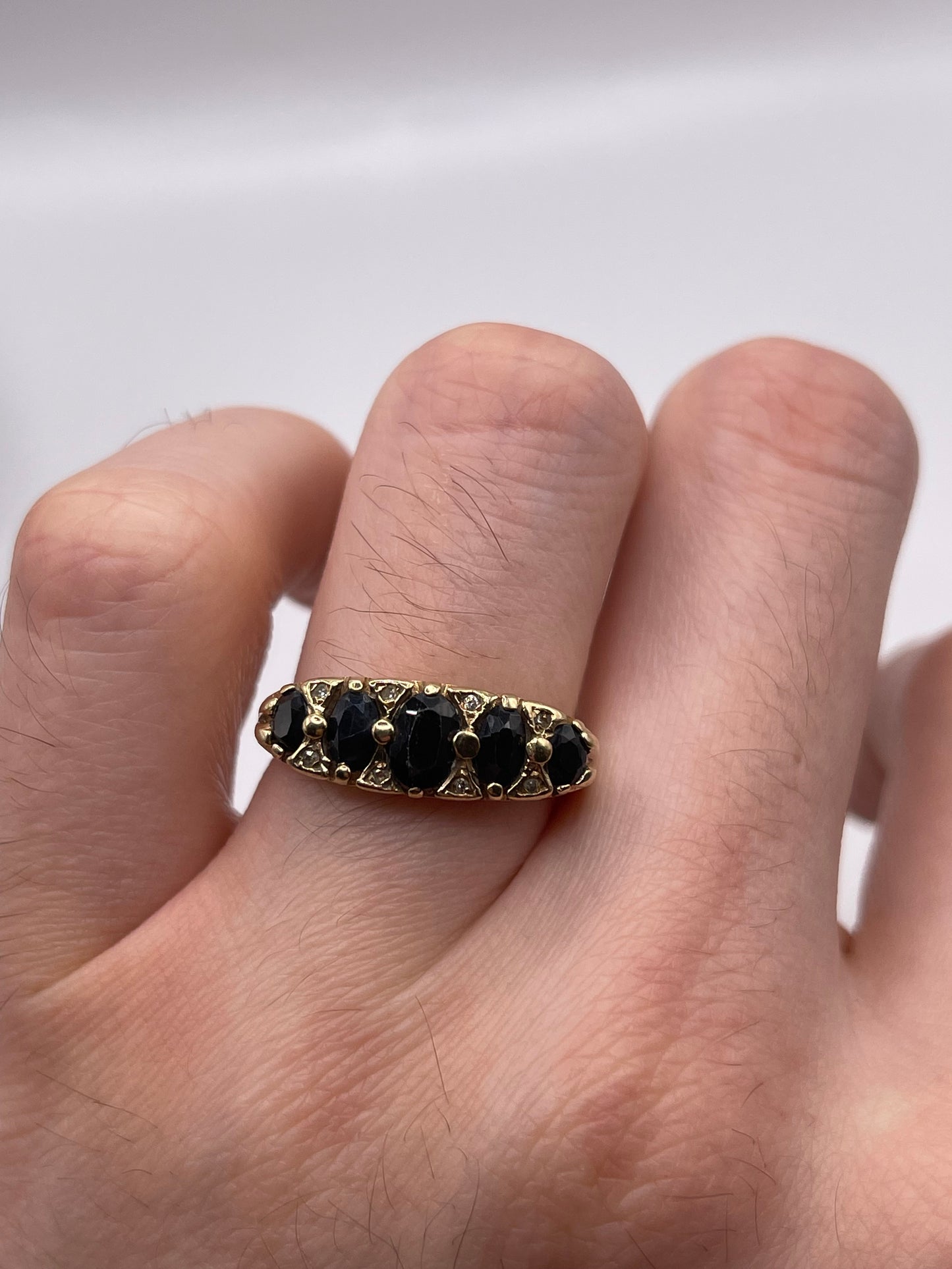 9ct gold sapphire and diamond ring
