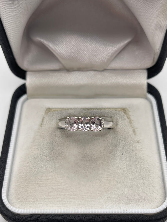 9ct white gold morganite and diamond ring