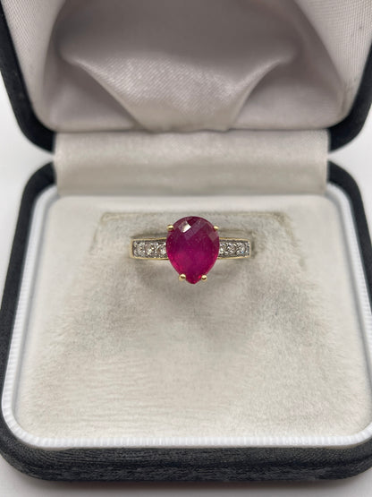 18ct gold ruby and diamond ring