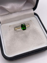 Load image into Gallery viewer, 9ct gold diopside ring
