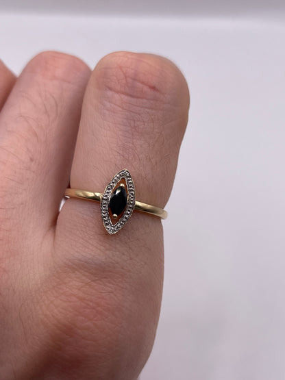 9ct gold sapphire and diamond ring