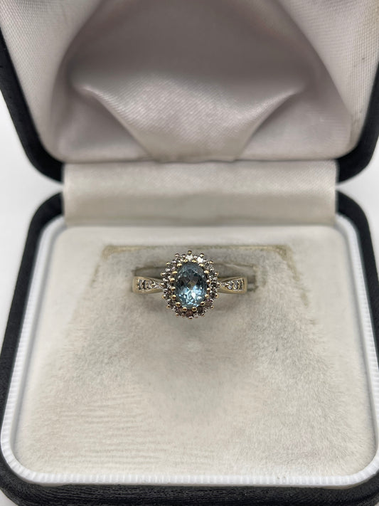 9ct gold topaz and diamond ring
