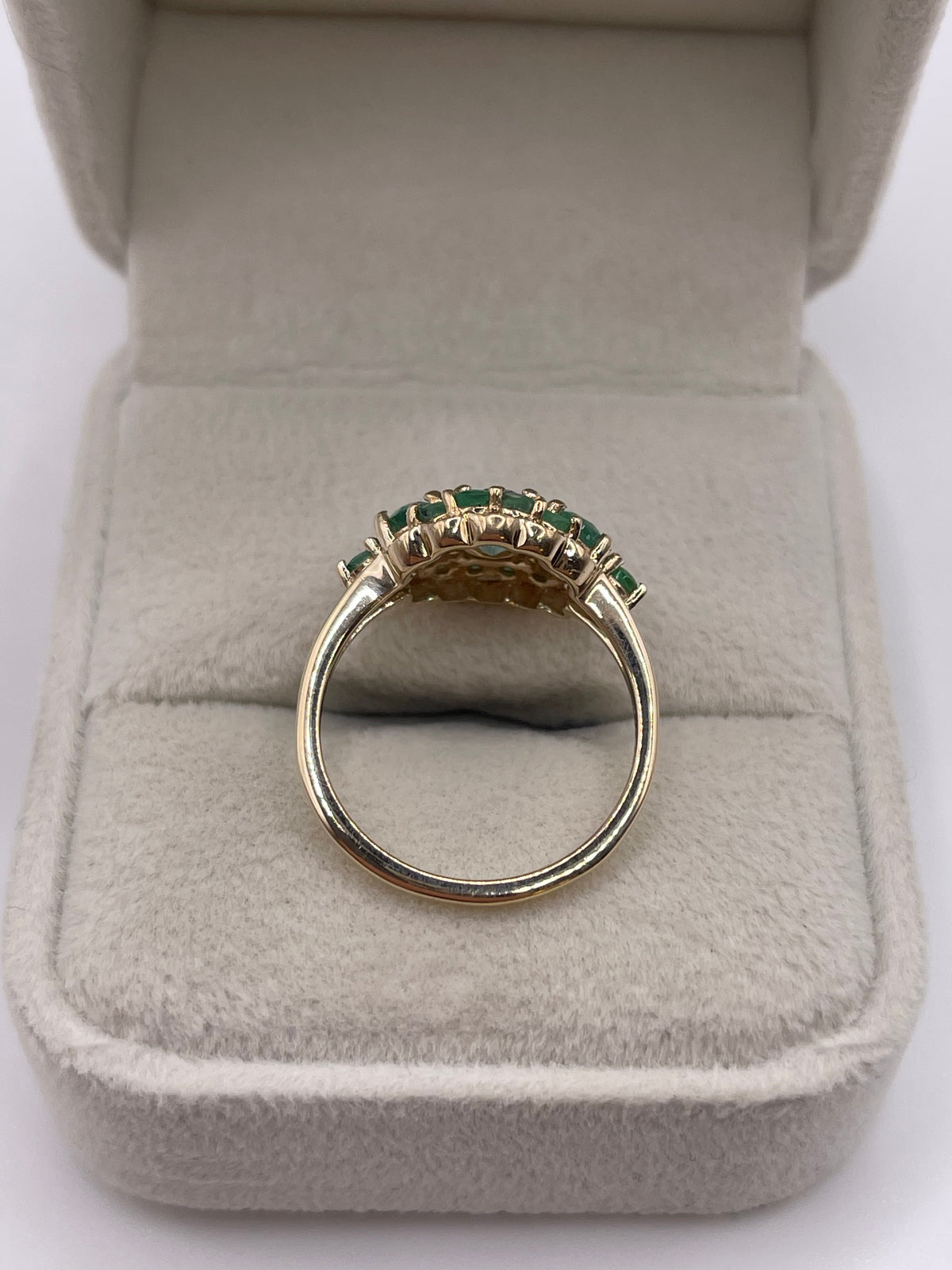 9ct gold emerald cluster ring