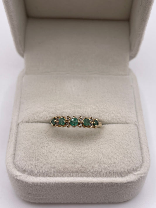 9ct gold emerald and diamond ring