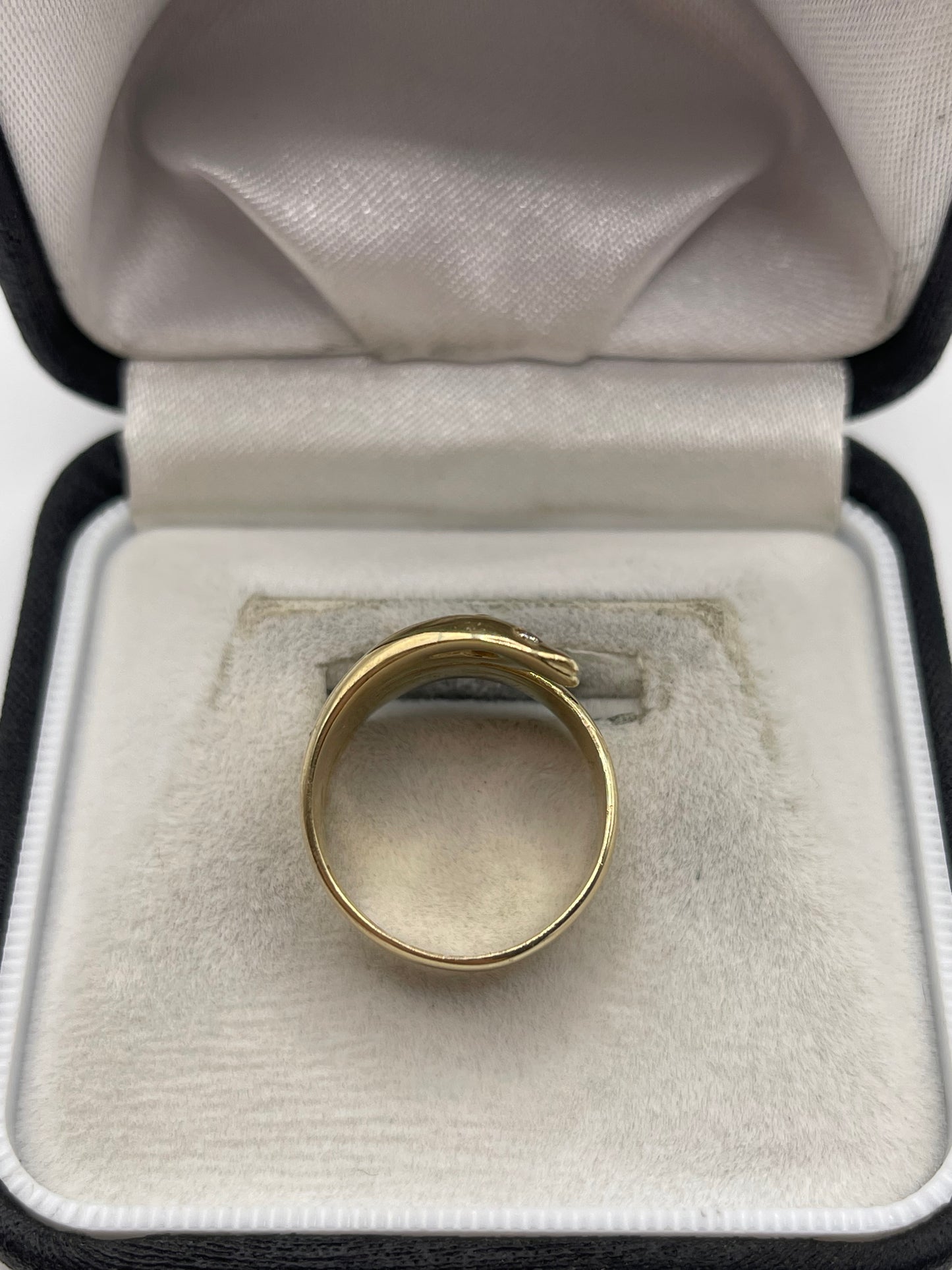 9ct gold diamond snake ring