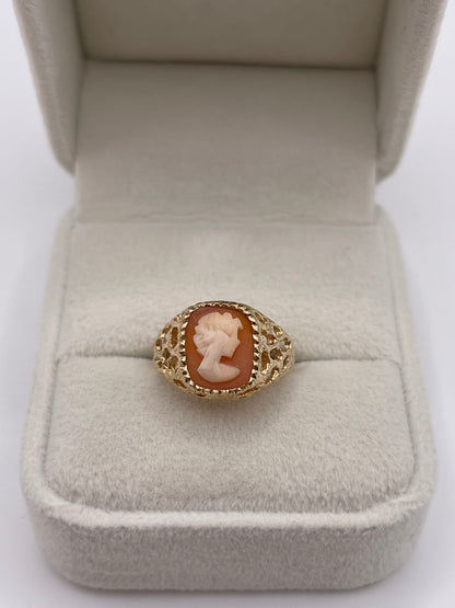 9ct gold cameo ring