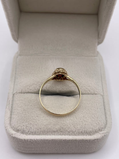 9ct gold garnet ring