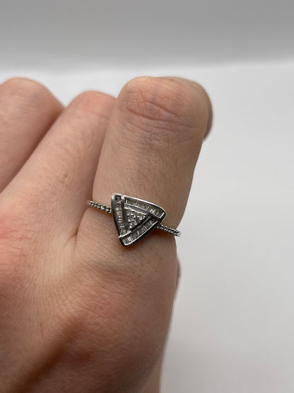 9ct white gold diamond cluster ring