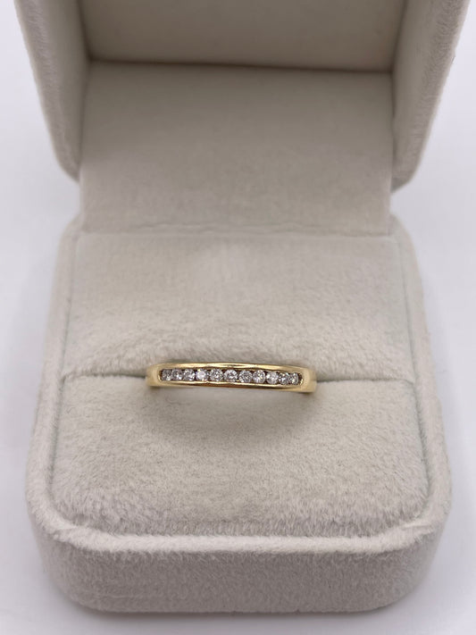 18ct gold diamond ring