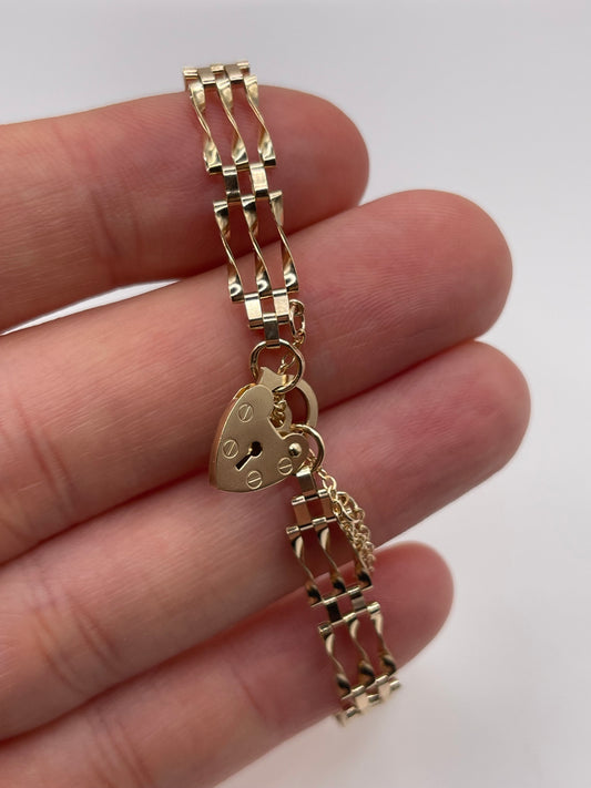 9ct gold padlock bracelet
