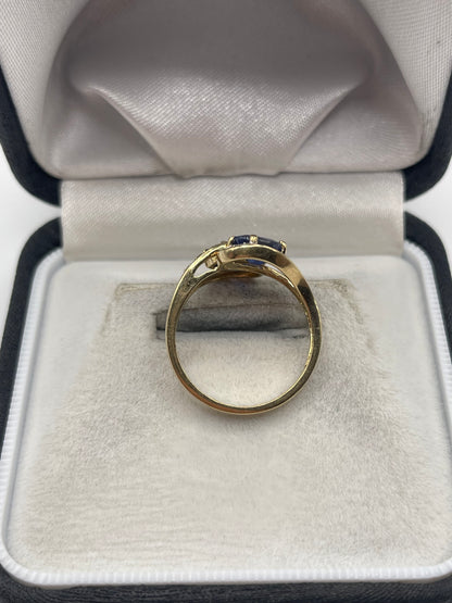 9ct gold kyanite and diamond ring