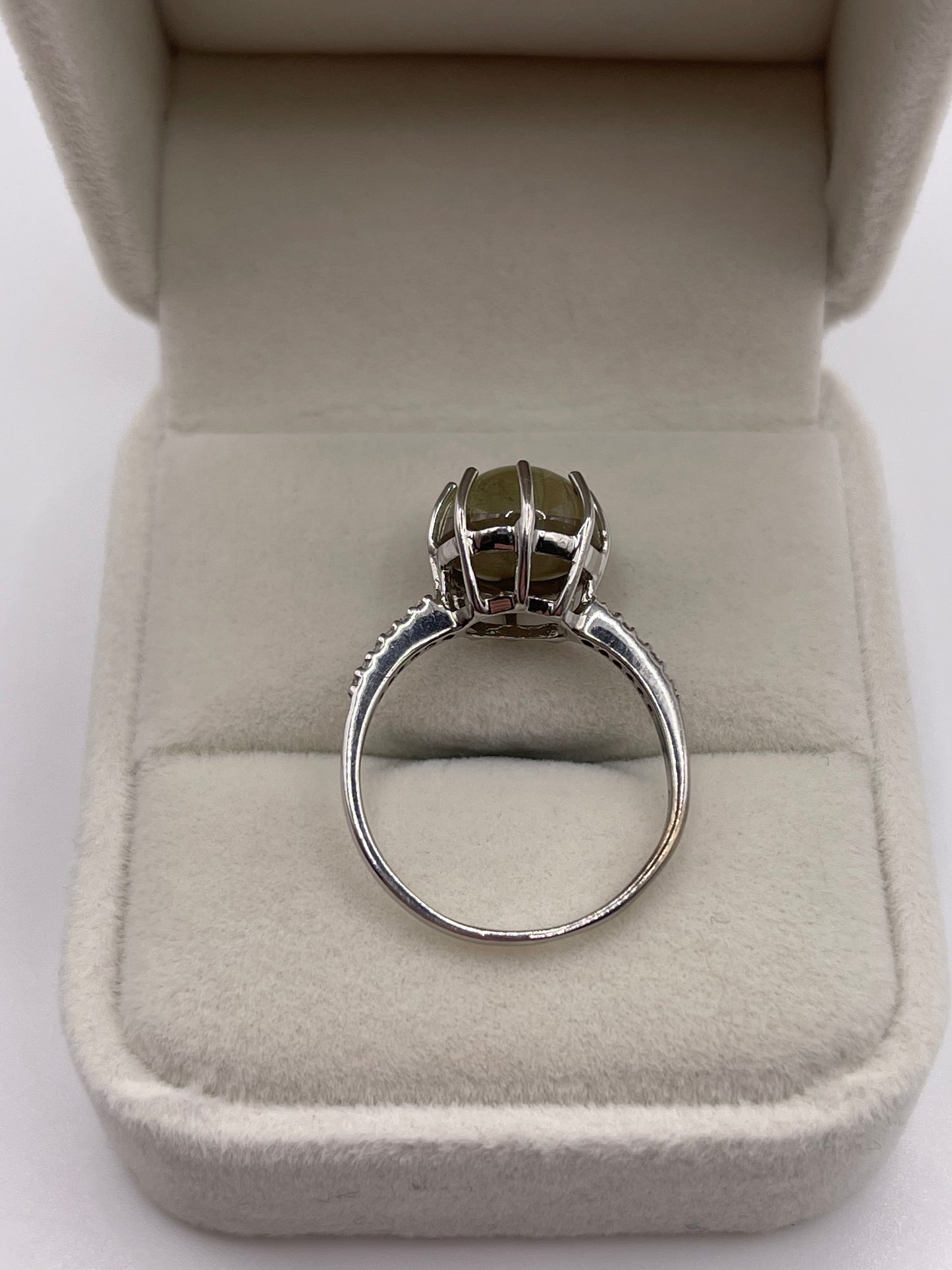 9ct white gold quartz and diamond ring
