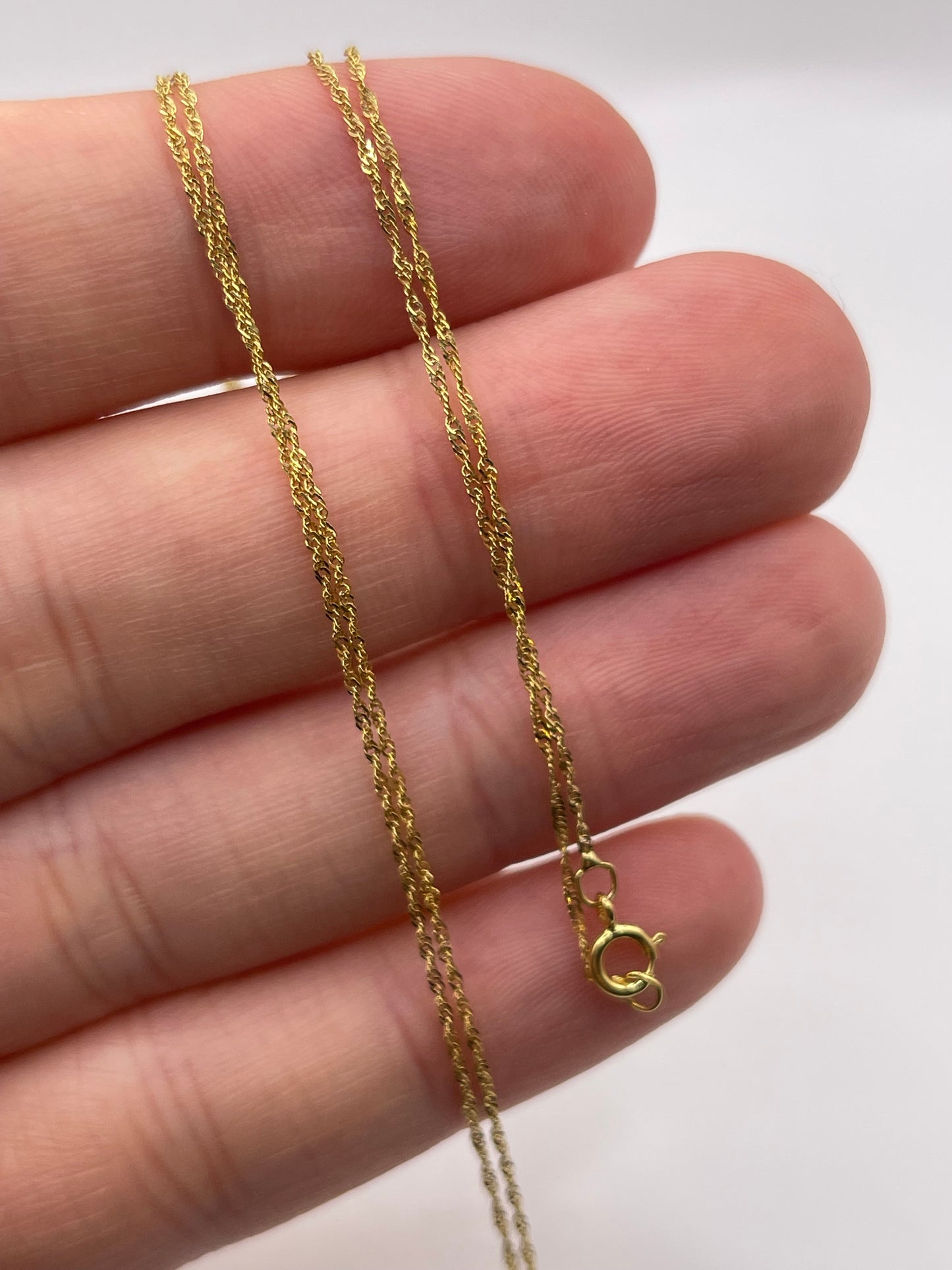 9ct gold chain 186