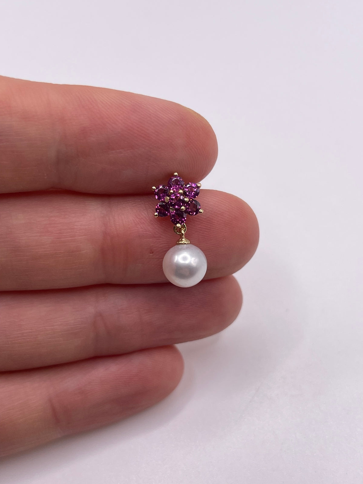 9ct gold garnet and pearl pendant