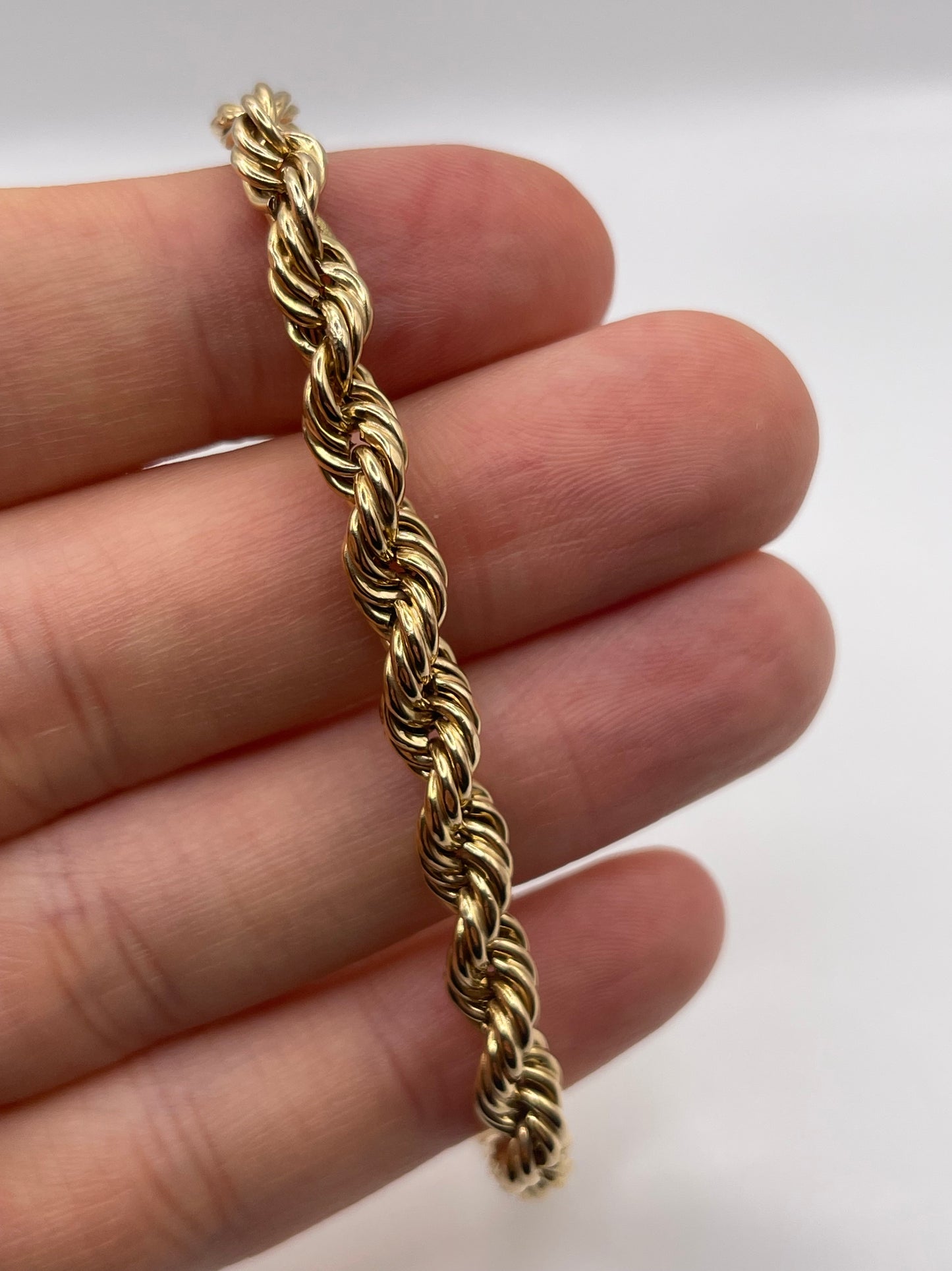 9ct gold bracelet