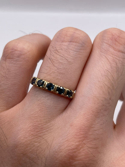 9ct gold sapphire ring