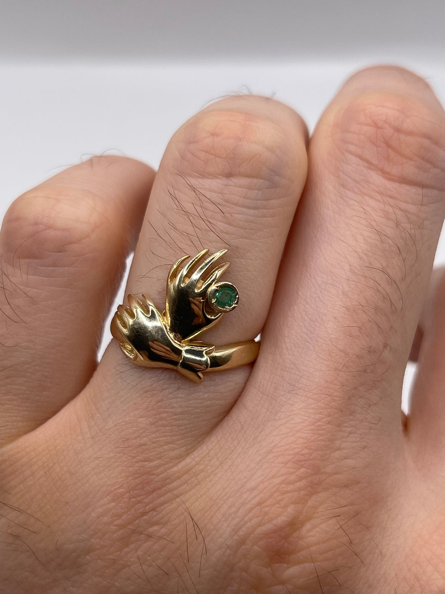 9ct gold emerald double hand ring
