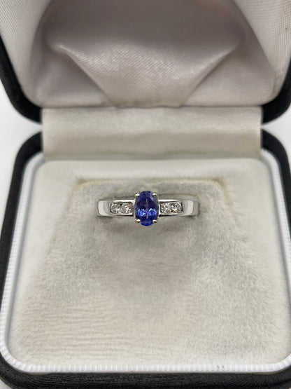 9ct white gold tanzanite and diamond ring