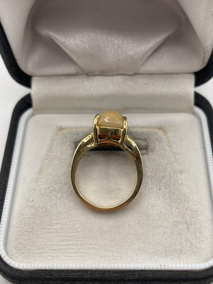 9ct gold opal and diamond ring