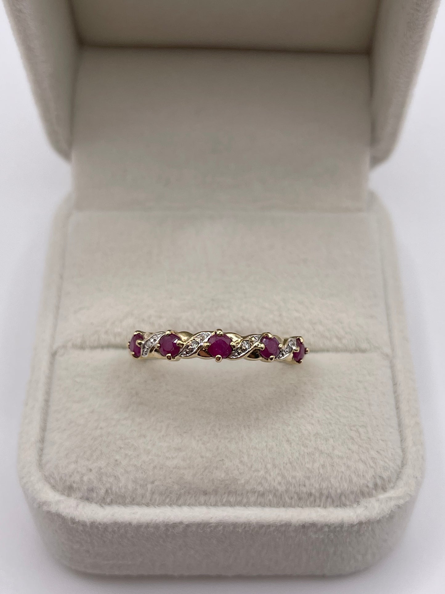 9ct gold ruby and diamond ring