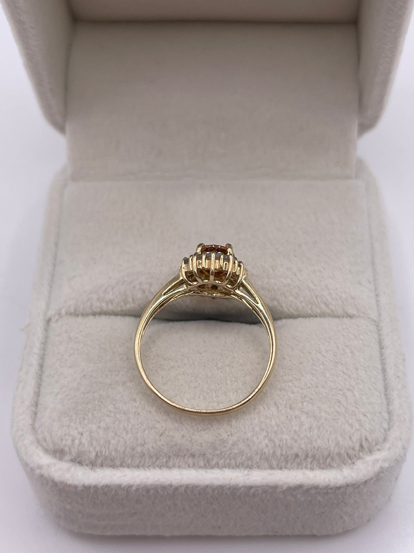 9ct gold zircon cluster ring