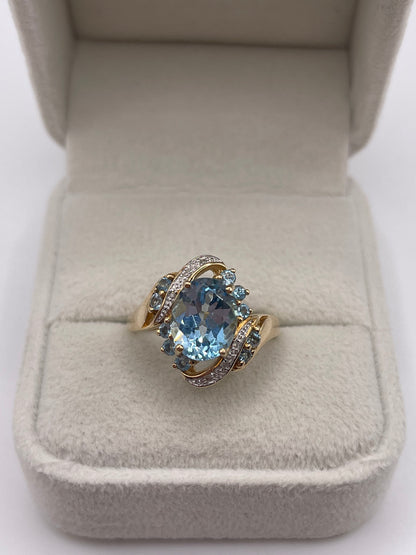 9ct gold topaz and diamond ring