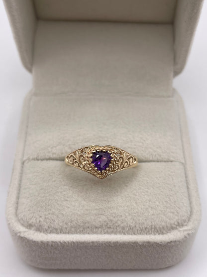 9ct gold amethyst heart ring