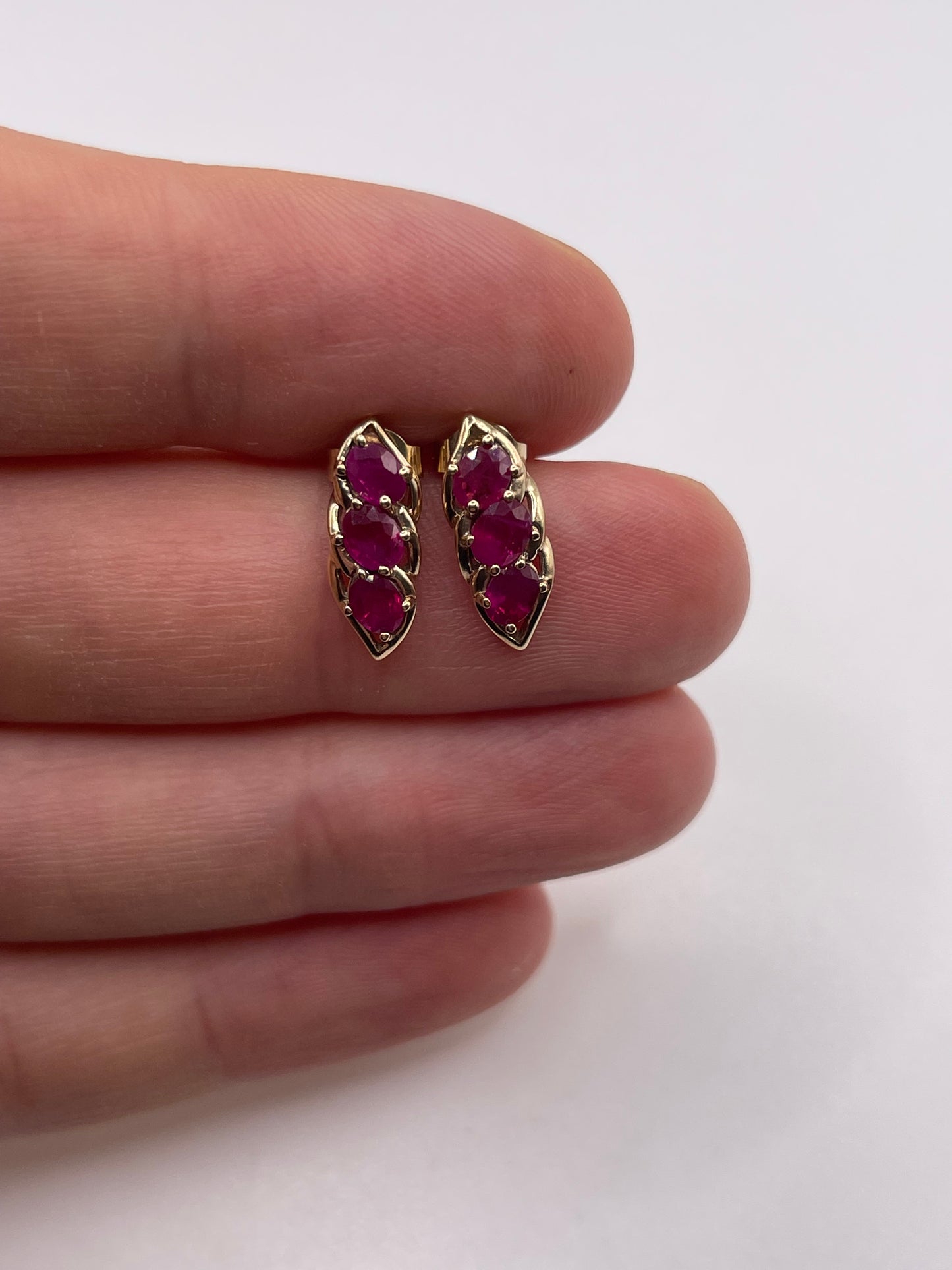 9ct gold ruby earrings